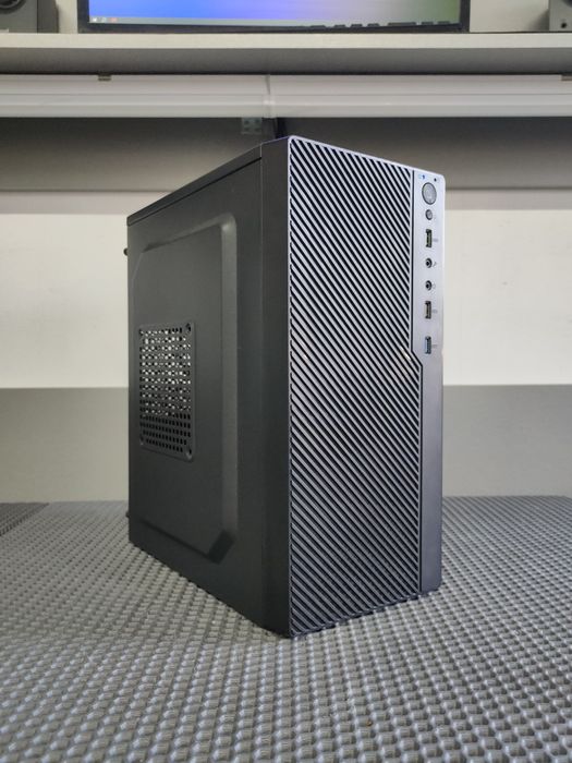 APEX T04 (i5-4460/8GB DDR3/240GB SSD/500W PS)