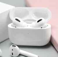 AirPods наушники.