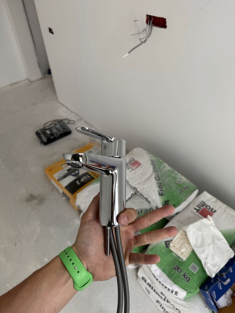 Baterii dus/ lavoar grohe