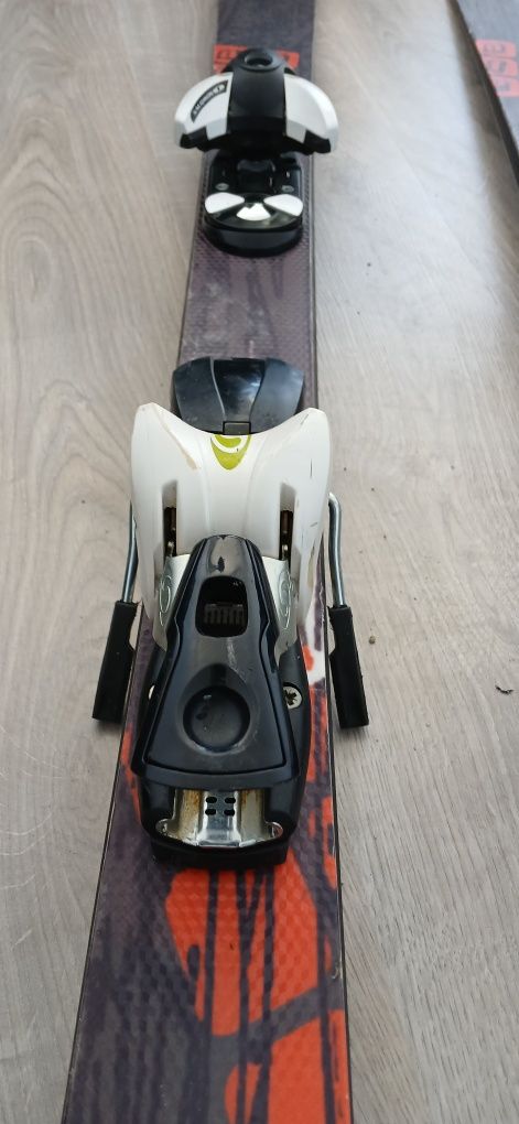 Ски stuf tt  и апарати salomon