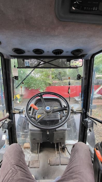 Tractor New Holland 8560