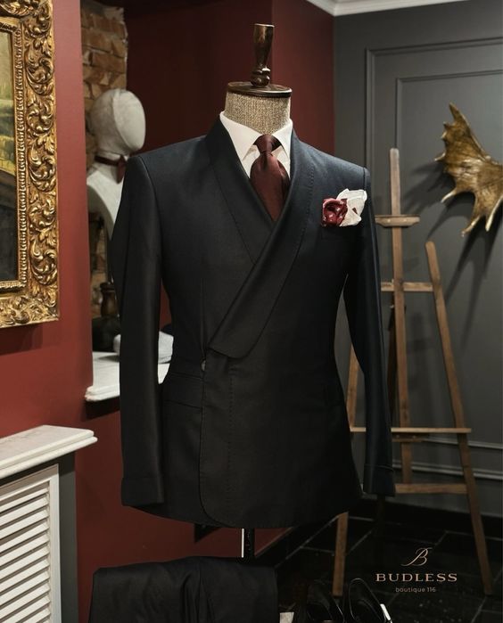 Костюм шикарного качества 48 р