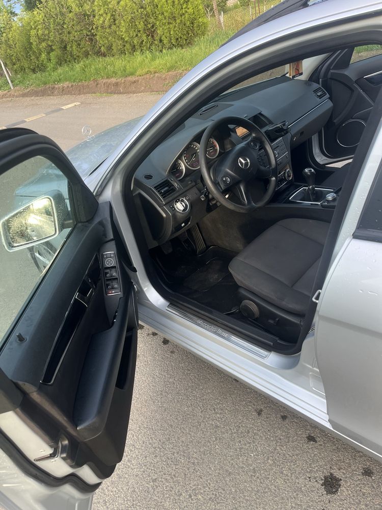 Mercedes CDI 136 C200