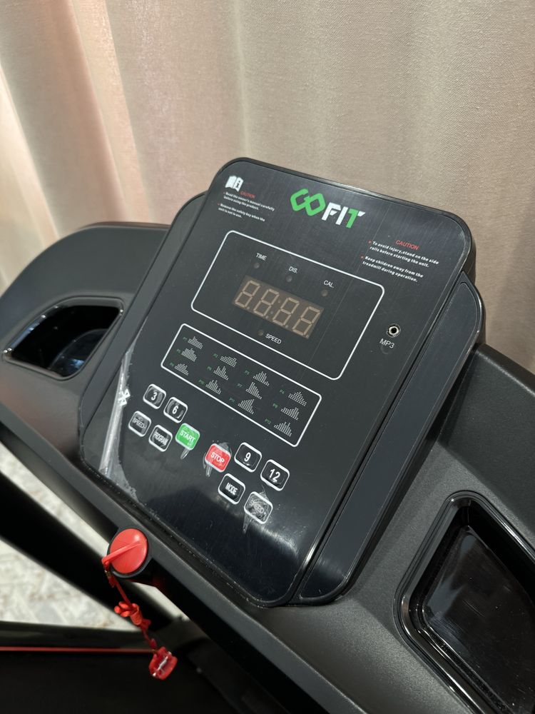 Беговая дорожка Go Fit, в идеальном состоянии