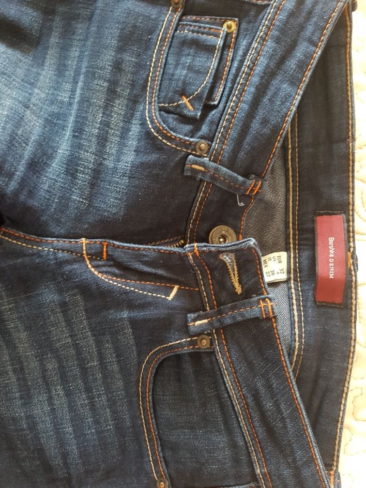 Blugi Bershka Denim gri si albastru marimea 32