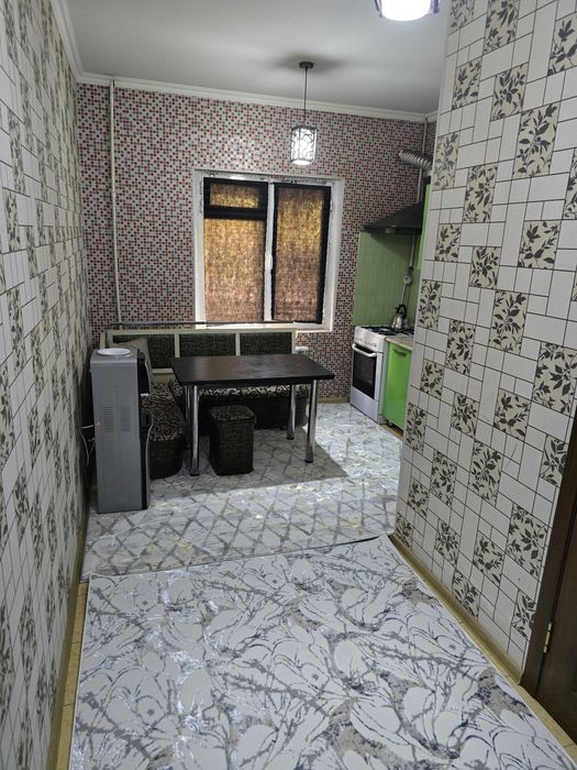 Срочна сдается в аренду квартира на массиве КараСу 1