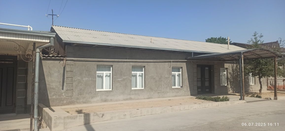 Уй сотилади 6 сотихдан ошади