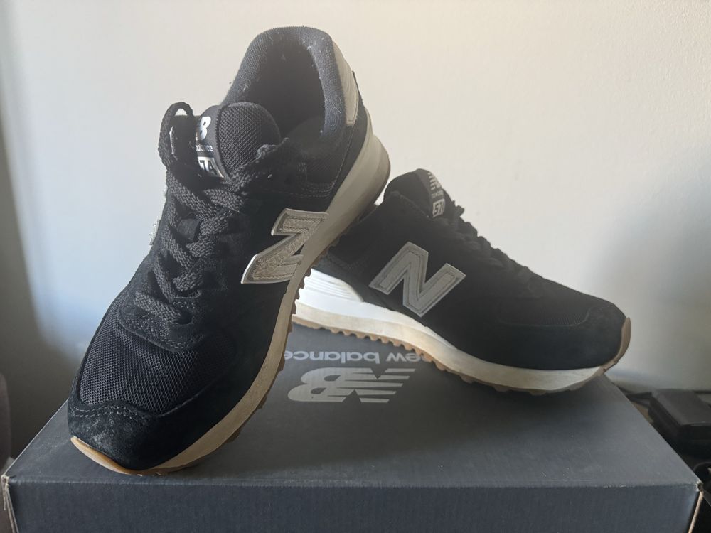 Обувки new balance 574