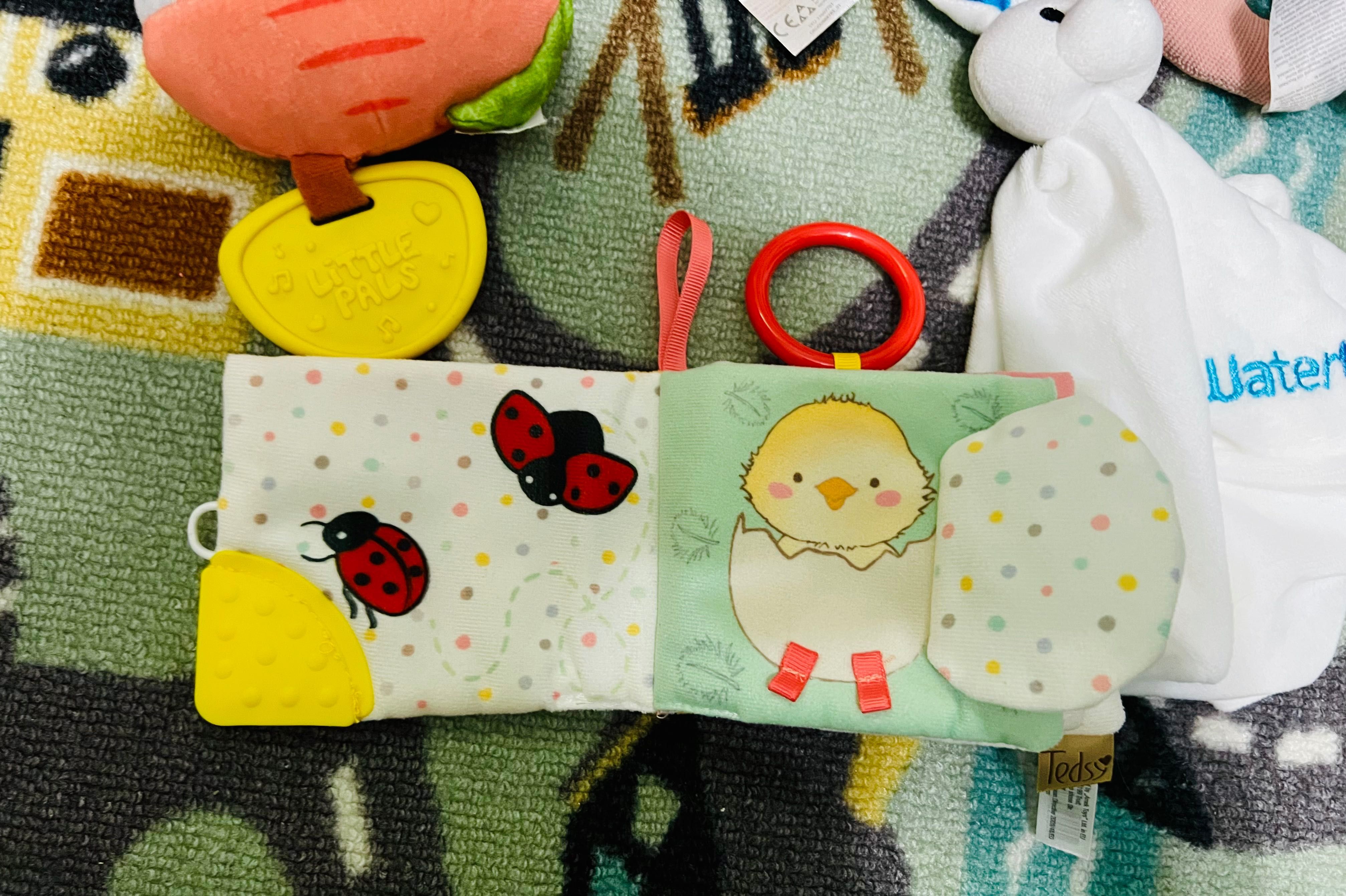 Лот играчки - fisher price, winfun, water wipes и др.