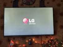 Продам телевизор, LG Smart TV ,диагональ140,пульт ,подставка.