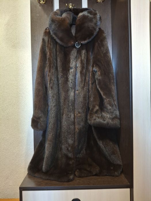 Продам хорошую норковую шубу