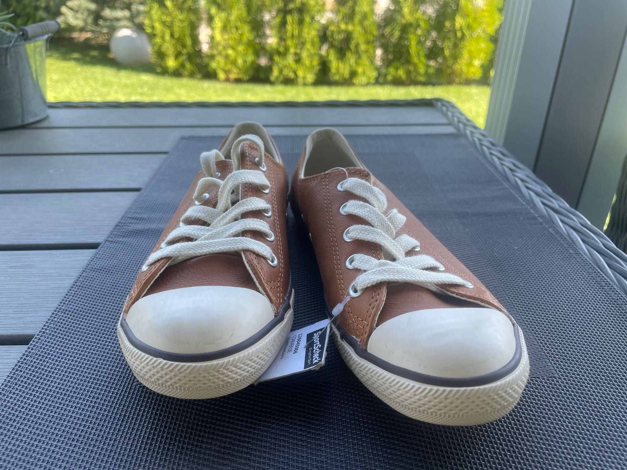 Чисто Нови Обувки Converse - 37.5 номер