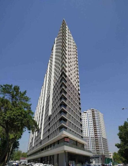 ЖК Akay City м.Х.Алимжана Дархан 4-комн 9/22 105 м² коробка