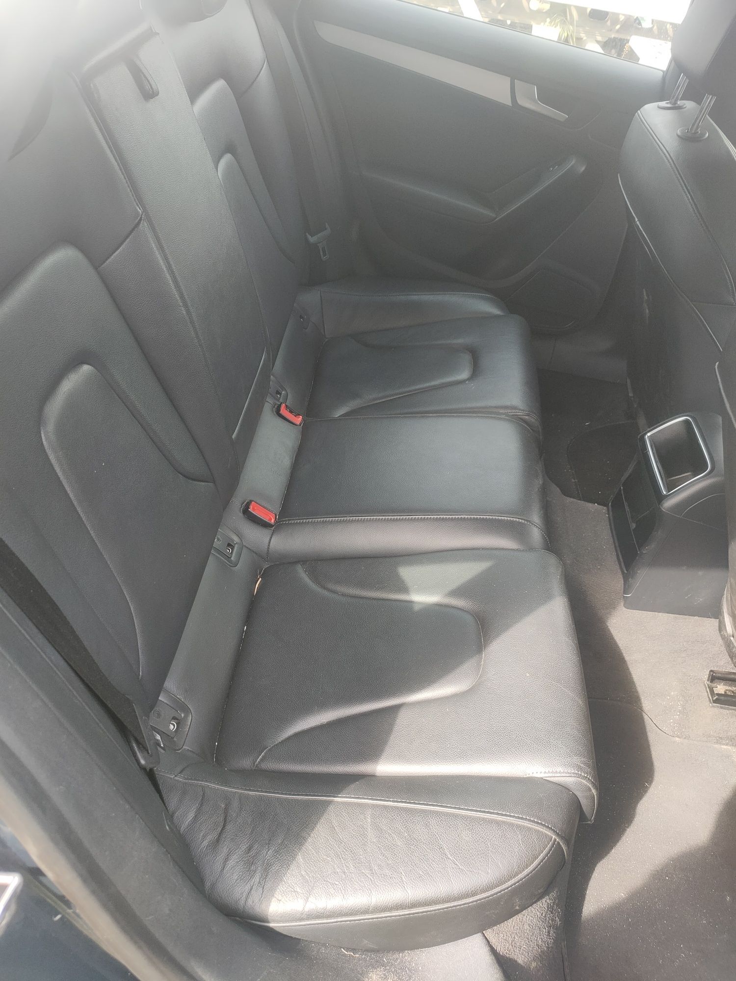 Piese motor cutie grup cardan injecție turbina planetara egr  Audi a5