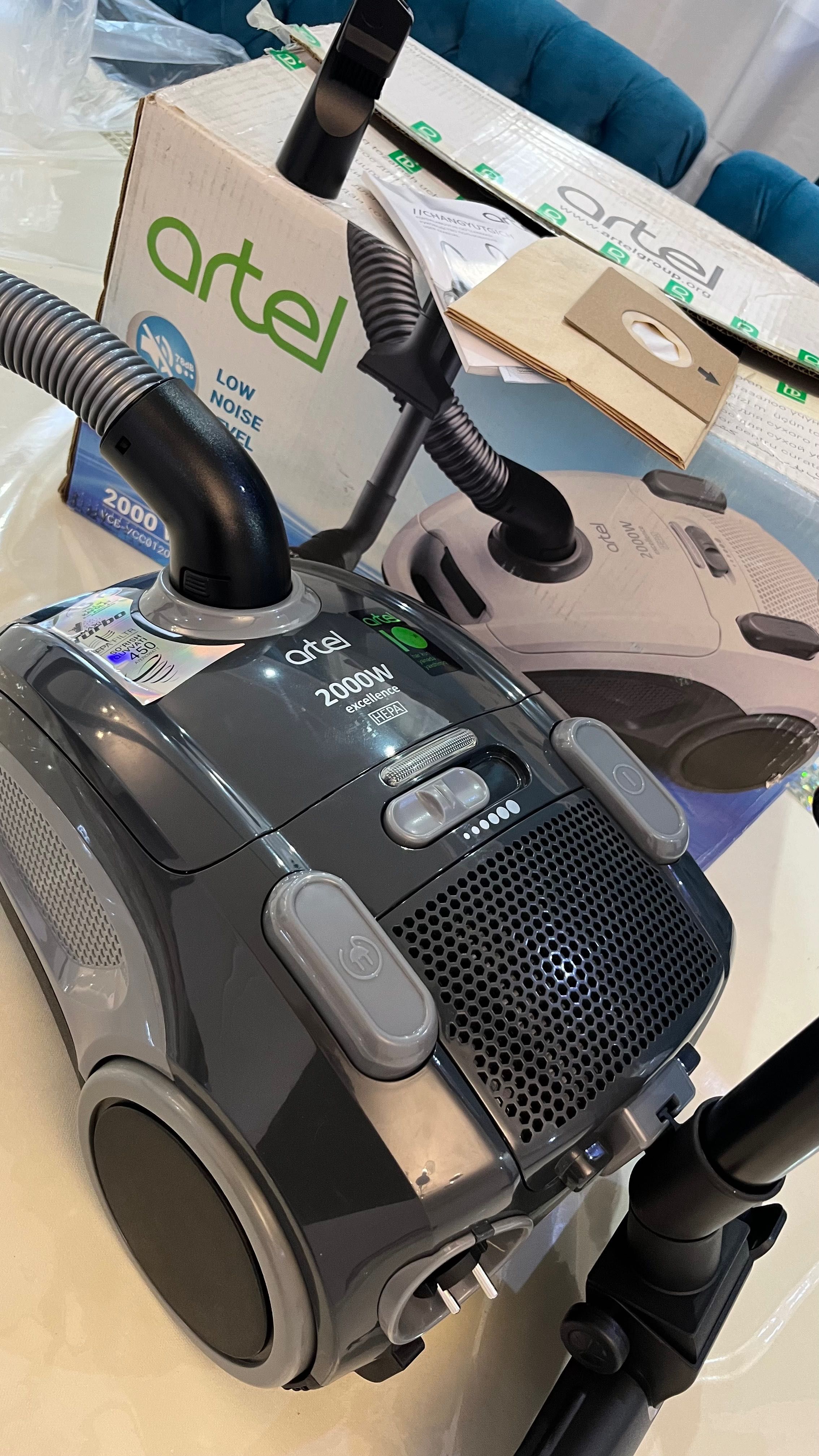 Пылесос с мешком ARTEL