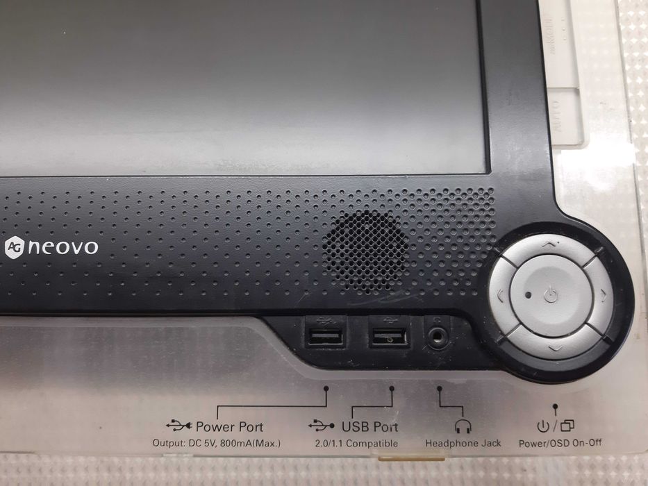 Monitor Neovo M-17