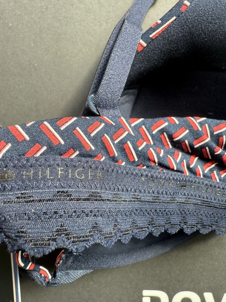 Стилен сутиен Tommy Hilfiger /75B/