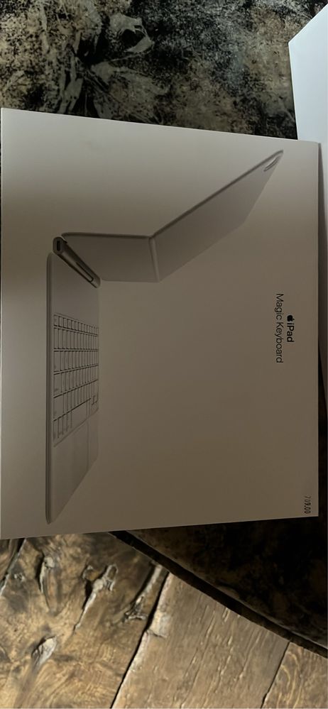 Продавам клавуатура за ipad Air 11