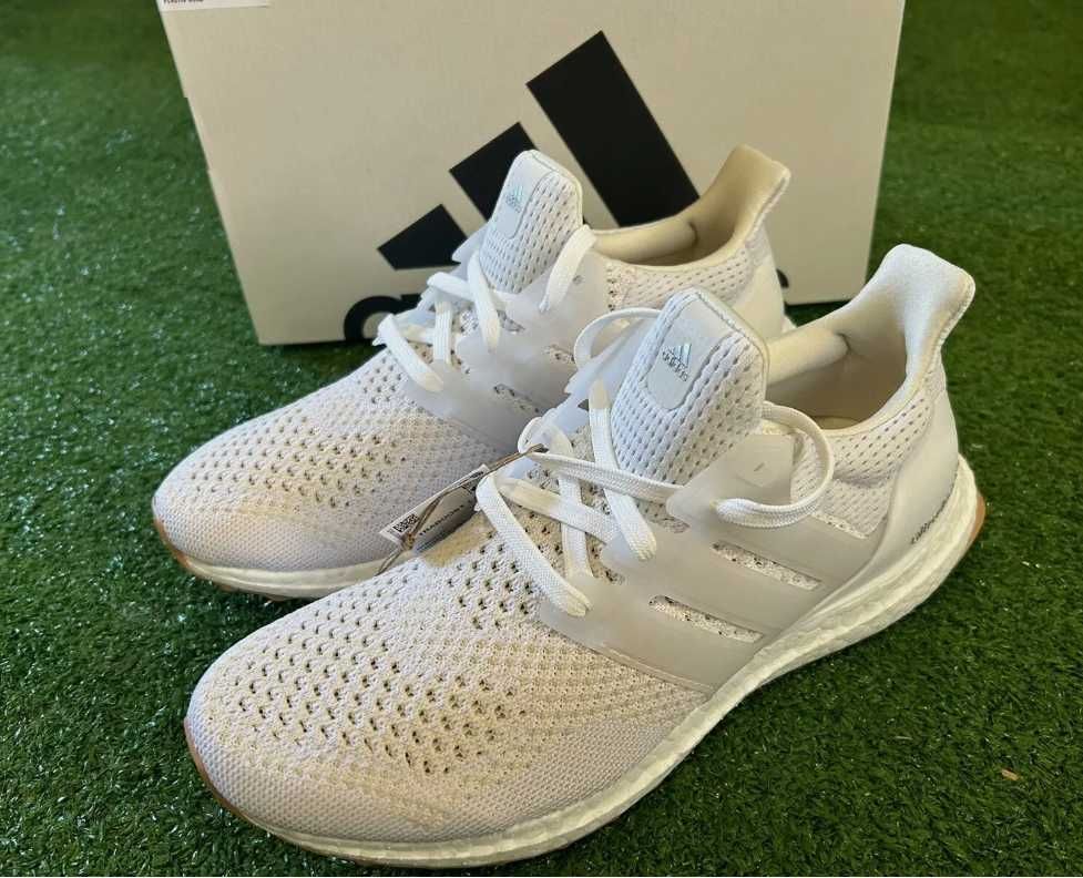 Оригинални маратонки * ADIDAS ULTRADOOST DNA Redition * EU42