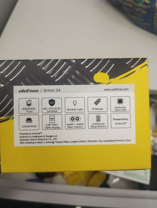 Здравствуйте всем продам телефон почти новый с документами