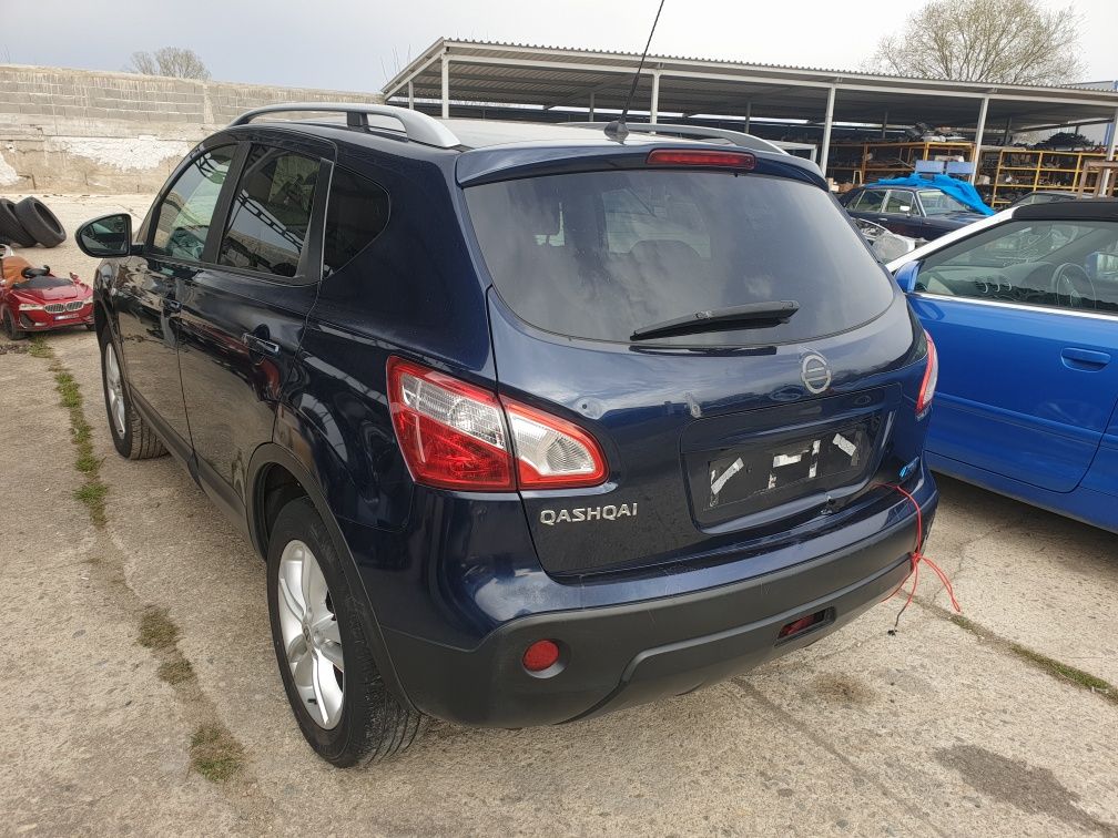 Nissan Qashqai На Части