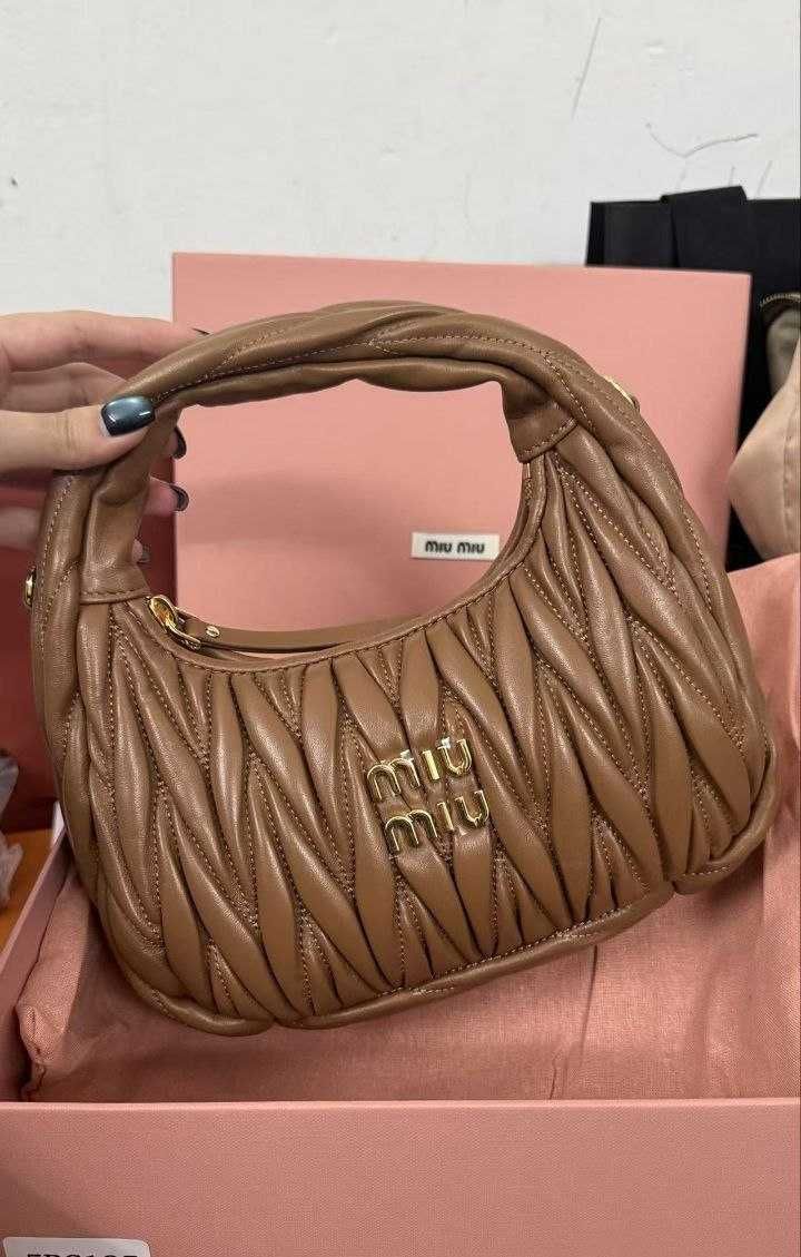 Дамска Чанта Miu Miu Wander matelassé shoulder bag 100% LEATHER