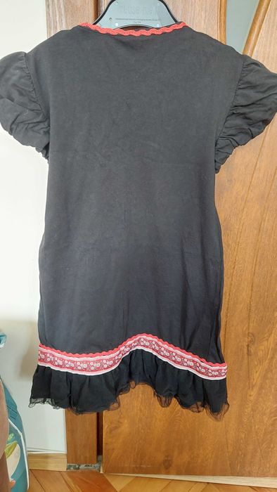 Детски дрехи с народни мотиви