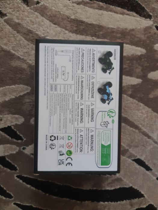 Mașină de teren cu telecomandă cu 2 acumulator incarcare usb