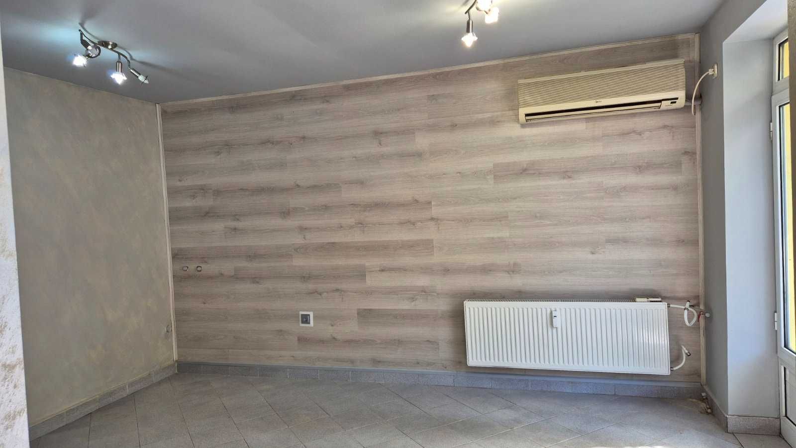 Партерен магазин под наем в гр. Перник център, пазара