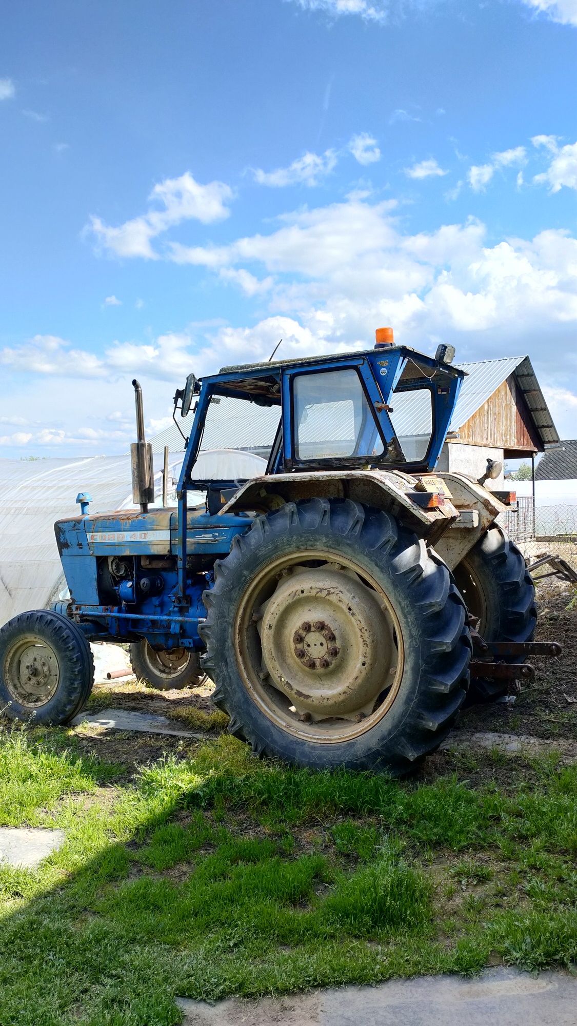 Tractor Ford 4000-8