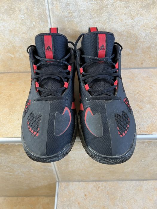 Обувки Adidas