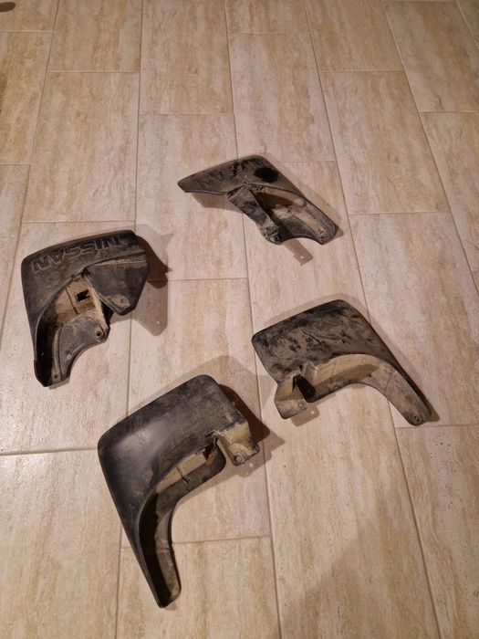 Aparatori noroi Nissan Patrol y61