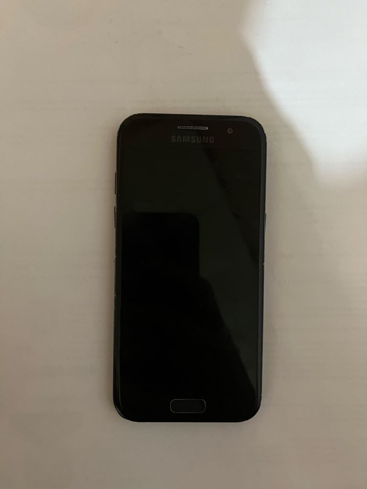 Samsung A3 (2017)