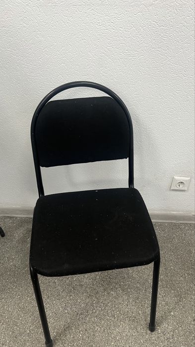 Продам офисные стулья