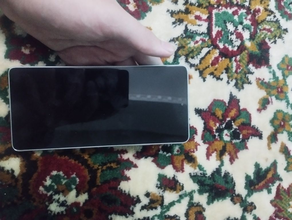 Poco f5 12/256 korobka dokument zaryadchik kabel xammasi bor