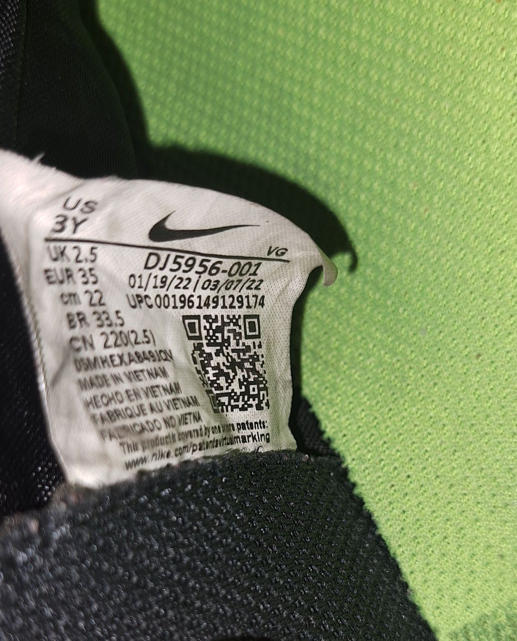 Футболни обувки NIKE номер 35