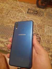 Galaxy Samsung a 10s-32 в шикарном состоянии