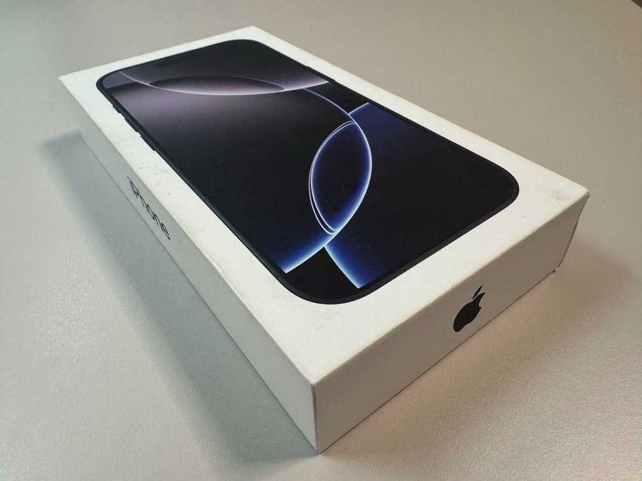  Apple / iPhone 16 Pro 128 Gb / Black Titanium