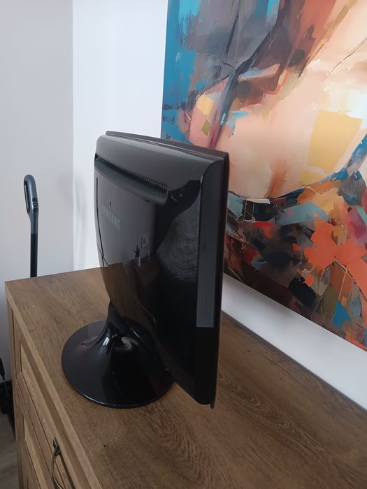 Монитор Samsung t200