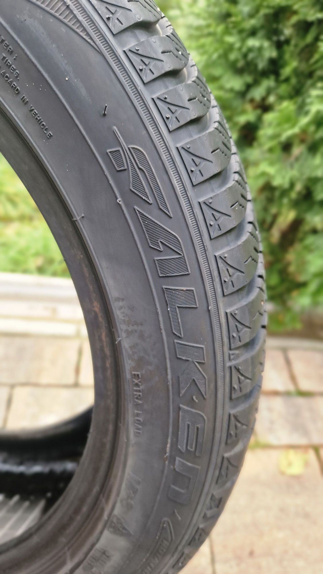 Anvelopa iarna 215 50 R 17 Falken