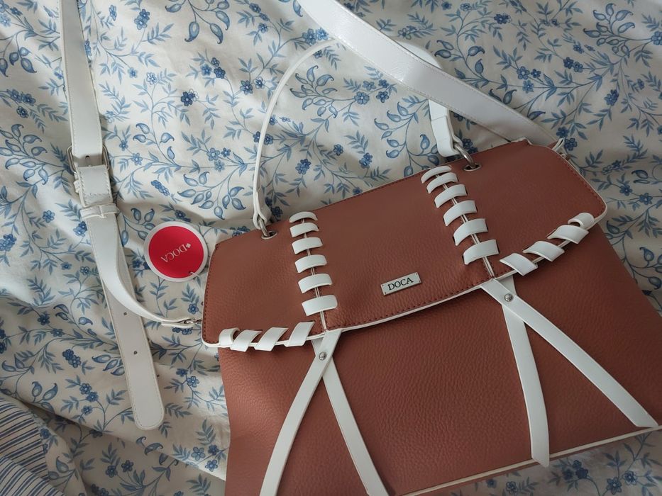 Geanta  dama Doca- noua cu eticheta si saculet original