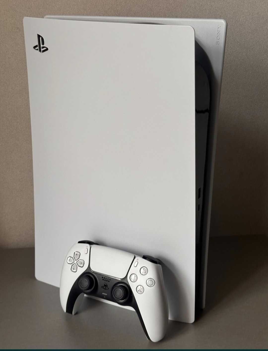 Продава PS 5 Play station 5