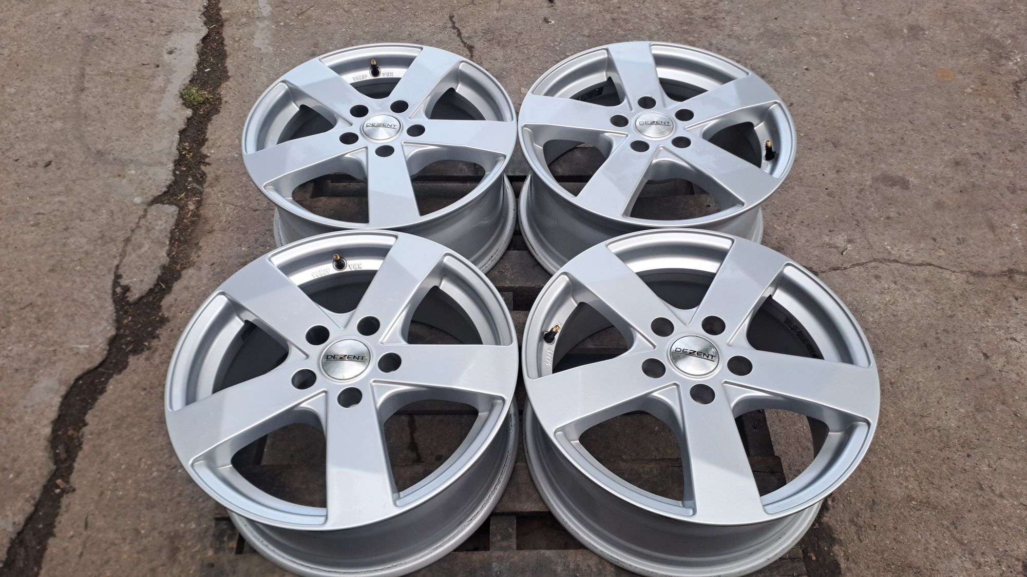 Като Нови 16" 5Х112мм Dezent, 5X112mm Немски Алуминиеви джанти