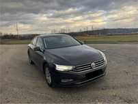 Volkswagen Passat 2020 ușor avariat