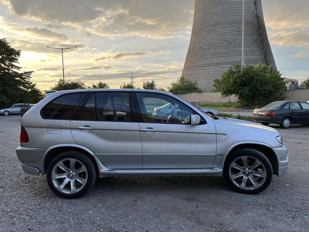 BMW X5 E53 3.0d IS Packet