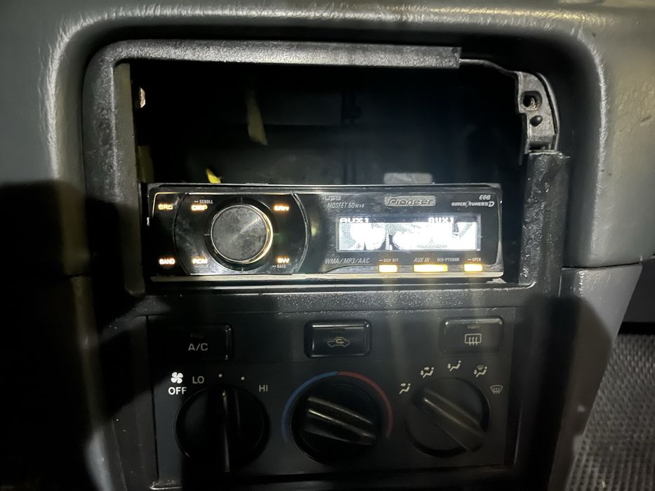 Магнитола Pioneer