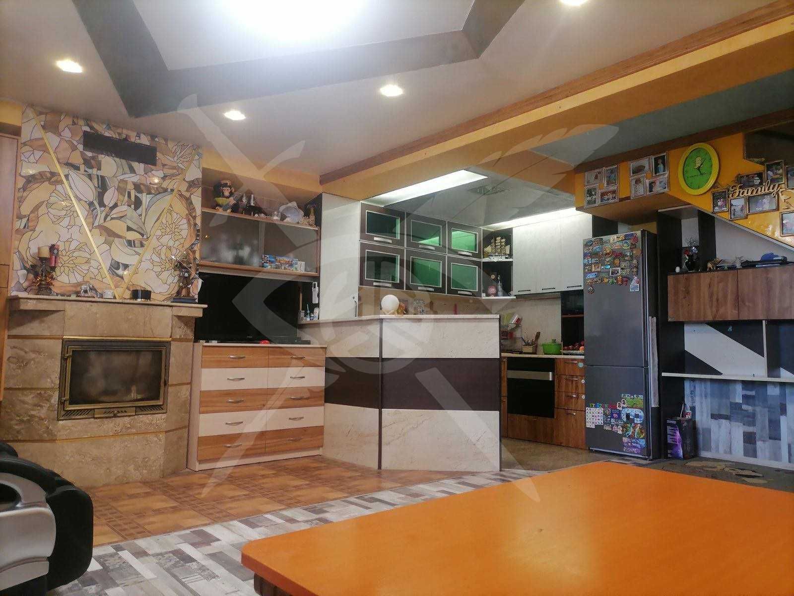 Страхотна Къща в кв. Левски - 80174