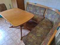 Vând colțar de bucatarie