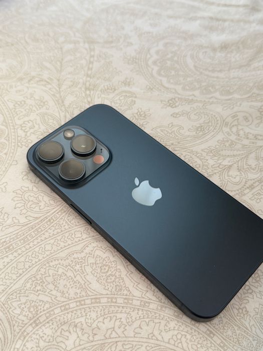 iPhone 15 Pro 256GB Blue Titanium