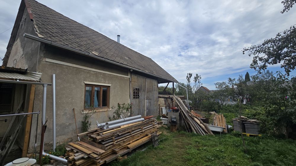 Vand casa Capusu Mic 700mp 35km de Cluj